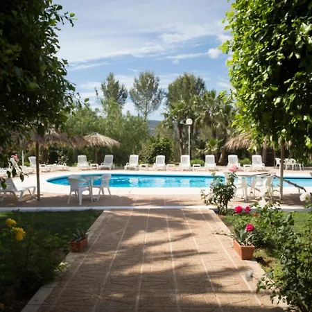 Βίλα Nieves Is A Beautiful Set In A Rural Location Yet It Is Still Only A 5 Minute Drive From And San Rafael Σαν Αντόνιο